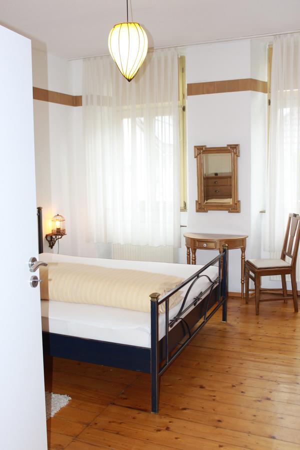 Bed and Breakfast Vivo-Vino Weisenheim am Sand Exterior foto